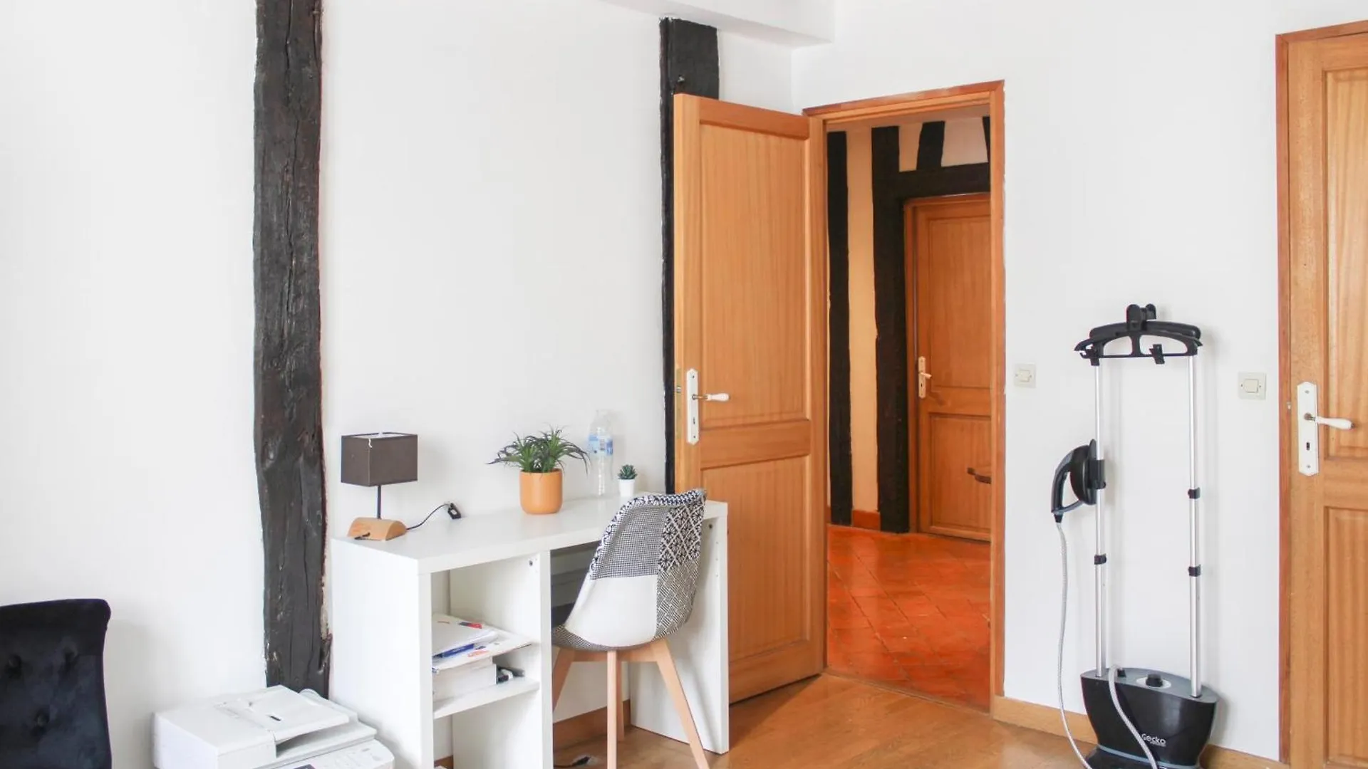 Apartment Spacious Duplex In The Heart Of Paris
